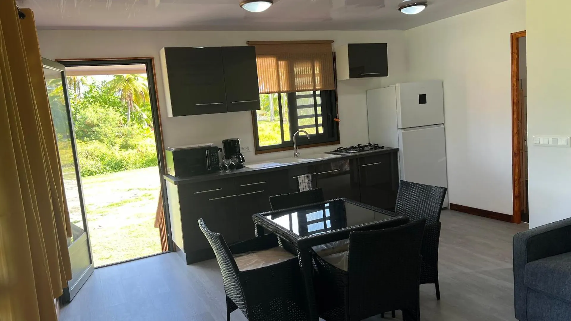 Bungalow 6 'Mata'I' Parea 0*,  Francia Polinézia